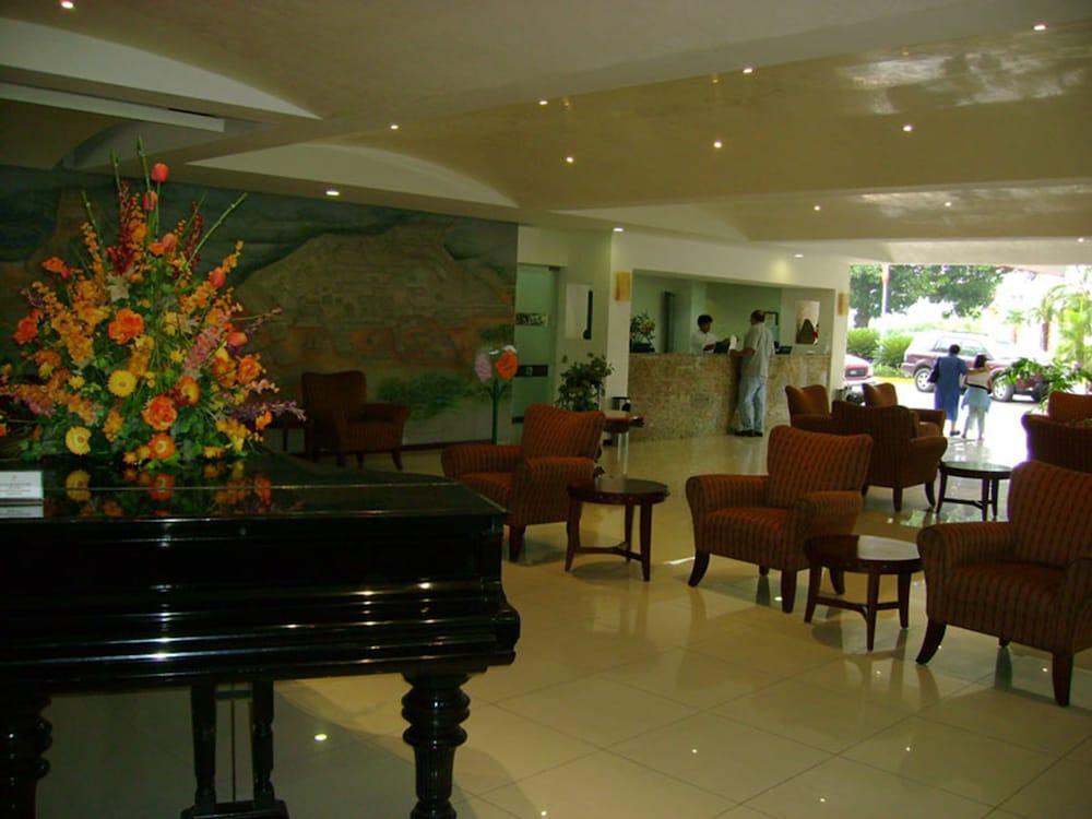 Hotel Poza Rica Inn Екстериор снимка