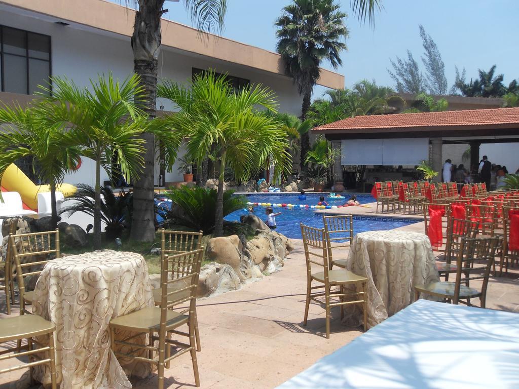 Hotel Poza Rica Inn Екстериор снимка