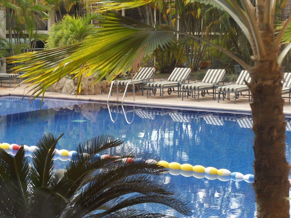 Hotel Poza Rica Inn Екстериор снимка