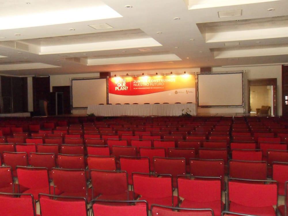 Hotel Poza Rica Inn Екстериор снимка